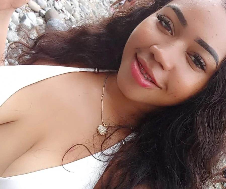 Offline XXX chat modela ashly_ruiz