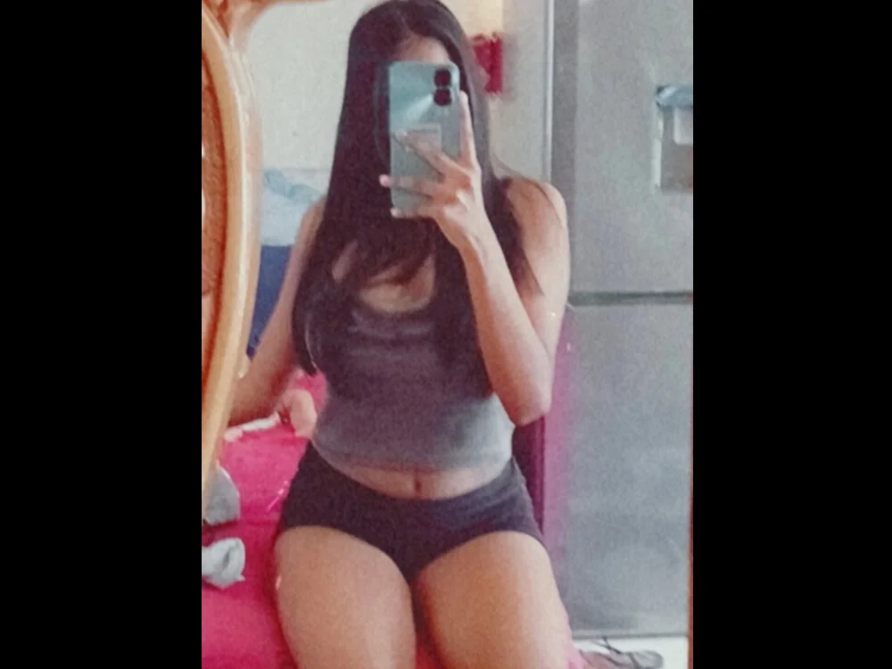 indianempress06's Offline XXX Chat