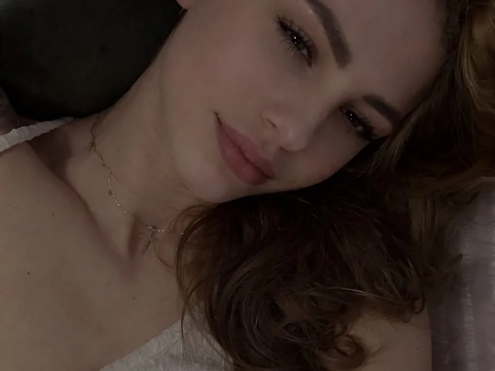 LunaDesire01's Offline XXX Chat