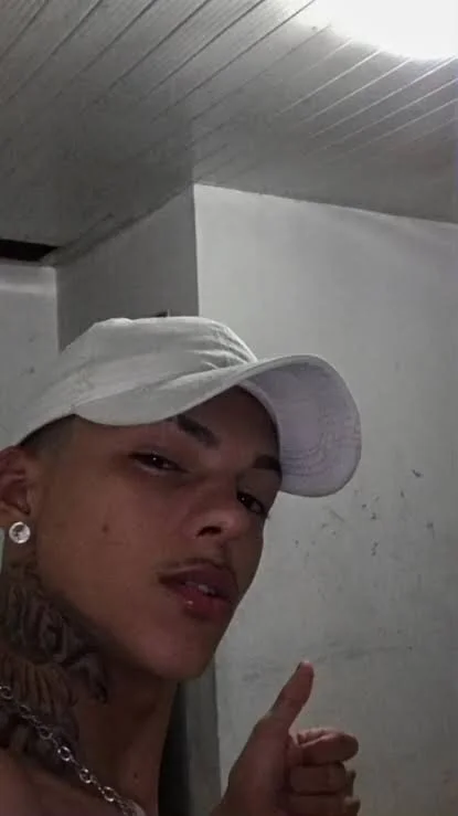 vinysafado's Offline XXX Chat
