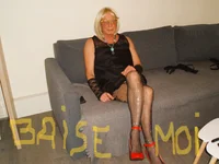 Helinetrav live XXX chat