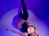 IZzyBellxX_ Adlı Modelin Canlı XXX Sohbeti