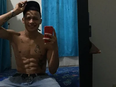 thomasjones_ profile