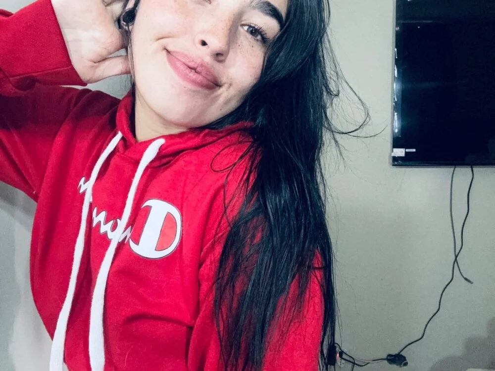 charlothe942 Offline XXX Chat