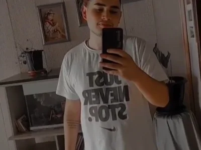 Leal21 - Boy 