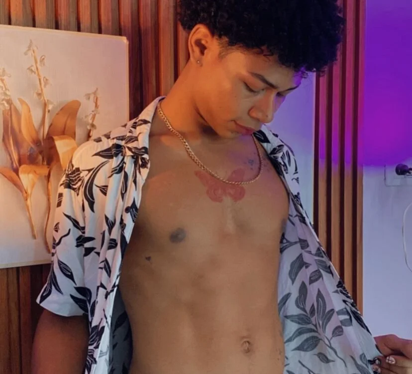 Sembang XXX Luar Talian Alexis_21cm