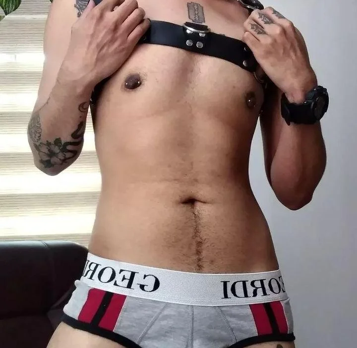 dannteftm অফলাইন XXX চ্যাট