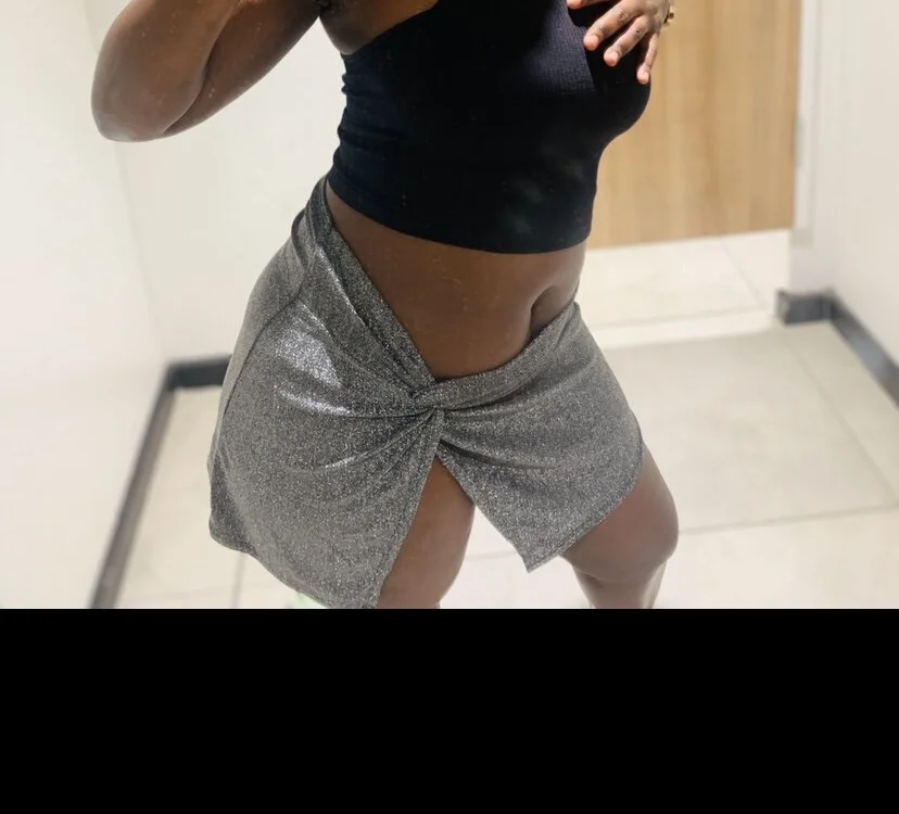 BUHLE154's Offline Chat Room