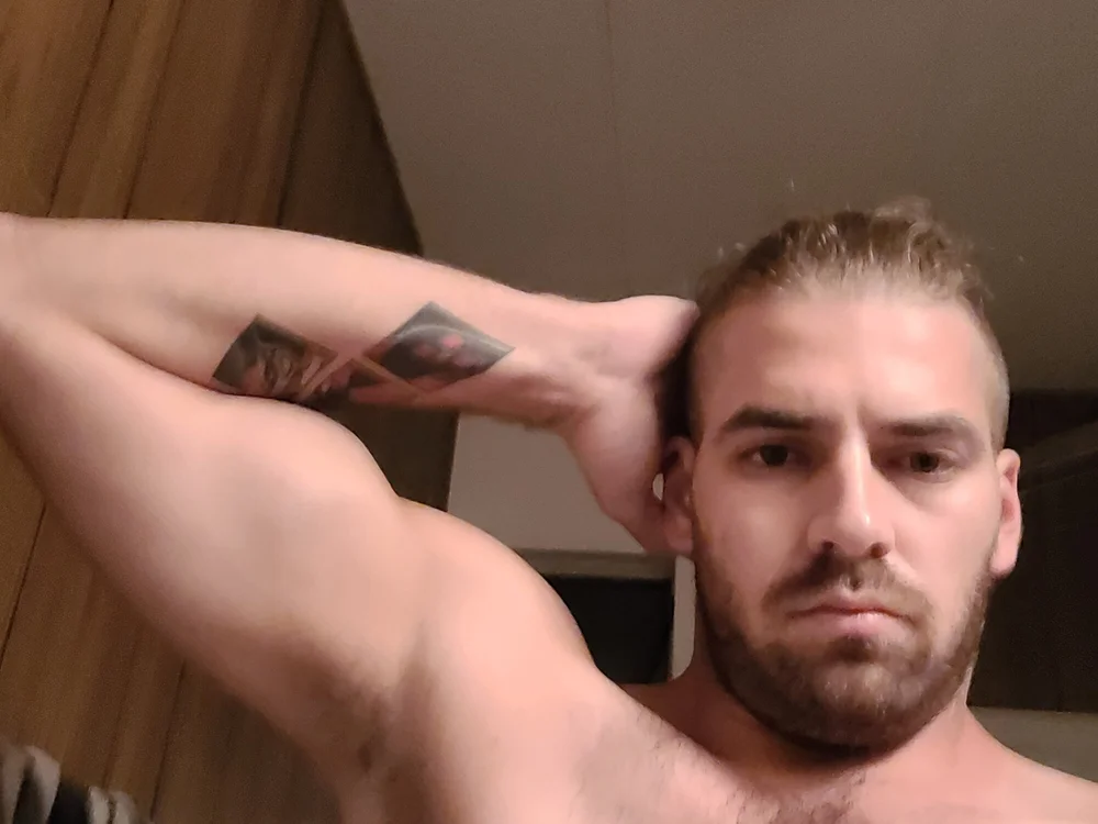 Justinyou26 Chat XXX offline