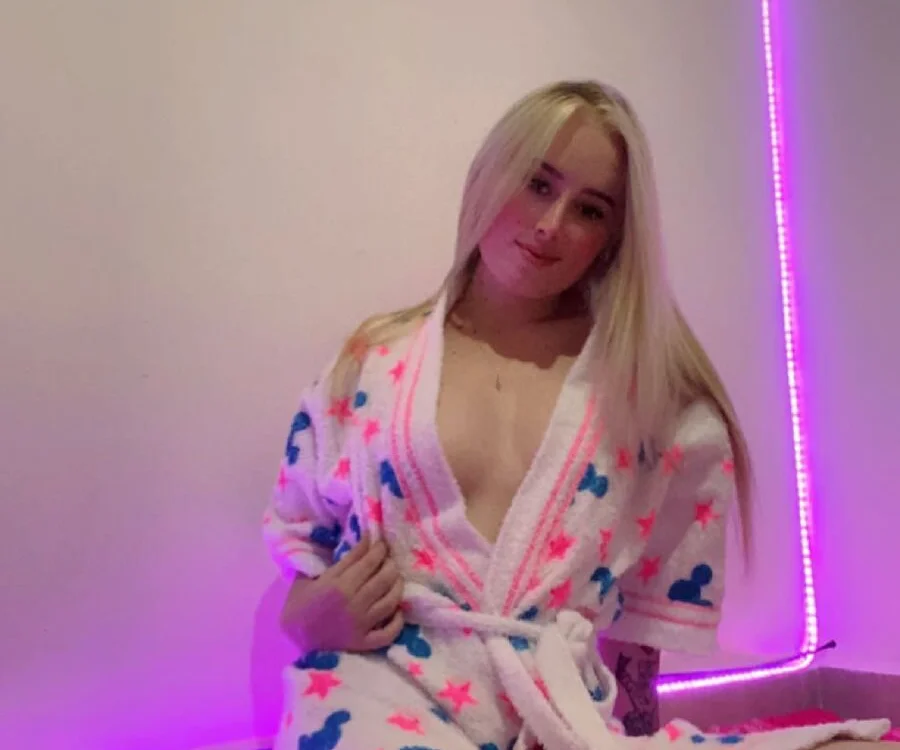 melanycandle_01 offline chatrum