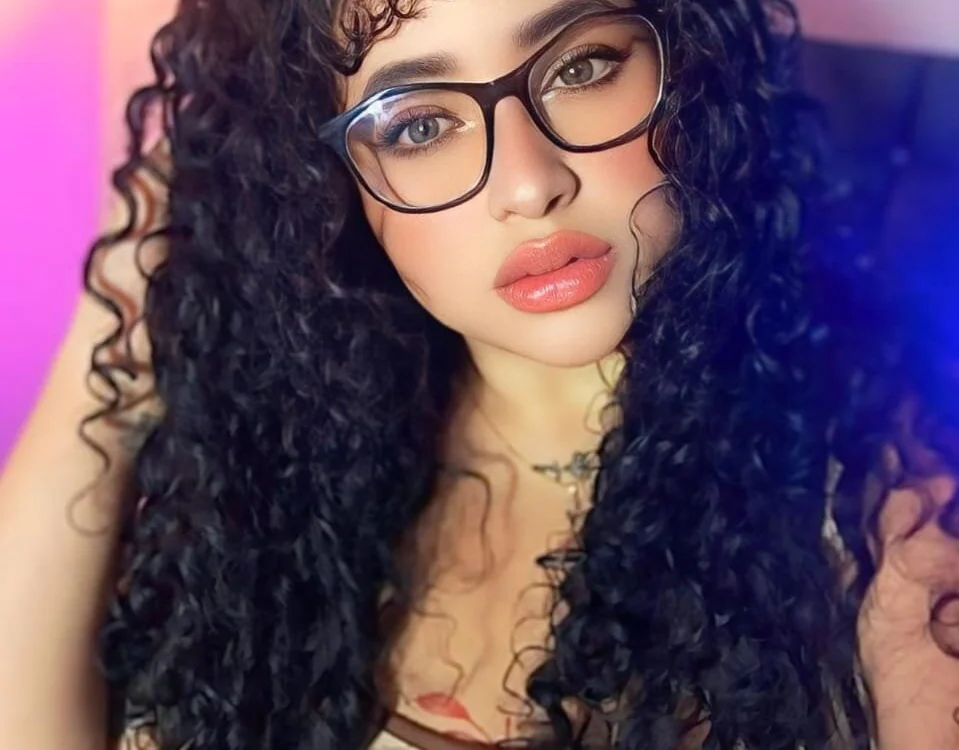 criiis_laurenss' Offline XXX Chat