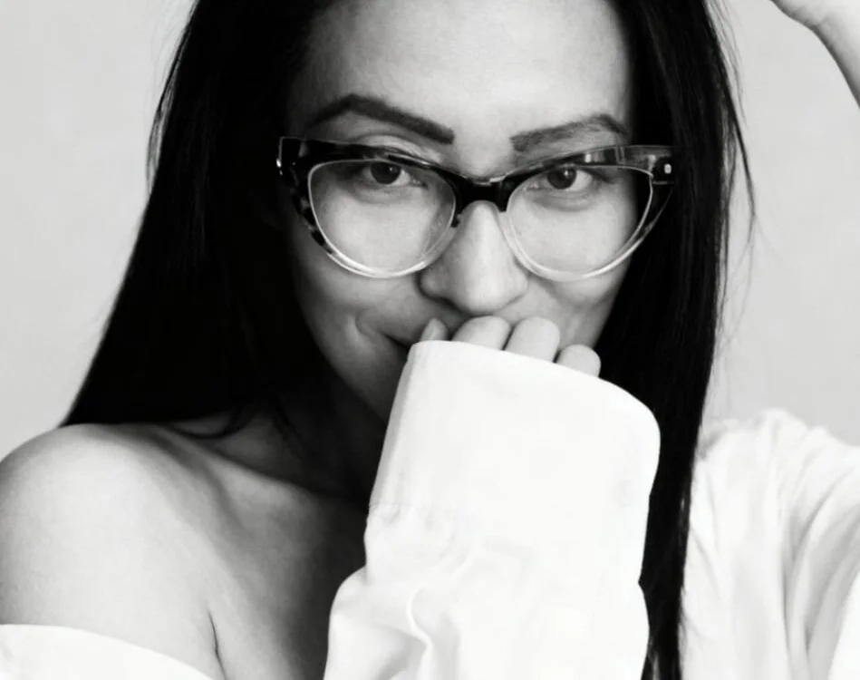 Angie_Salazar 커버 사진