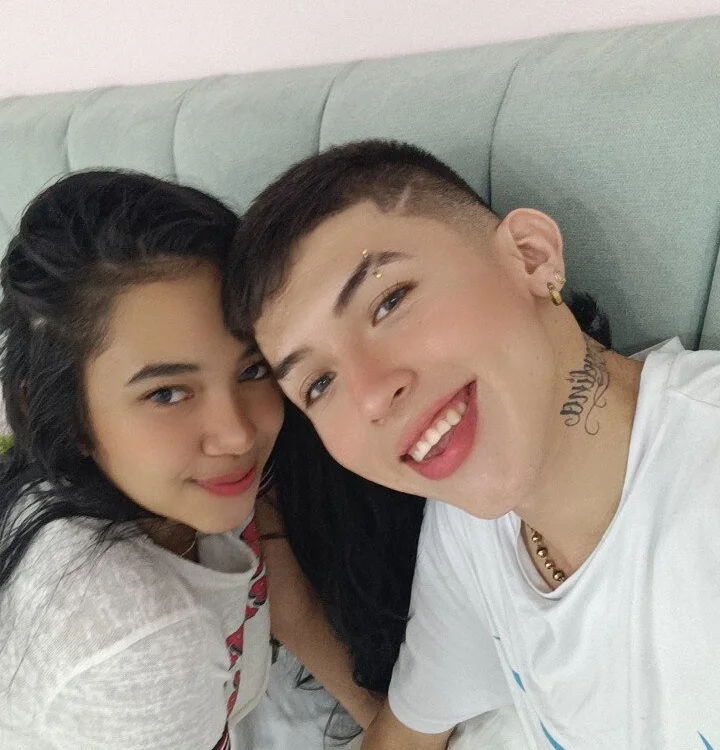Extreme_Couple_X offline chatrum