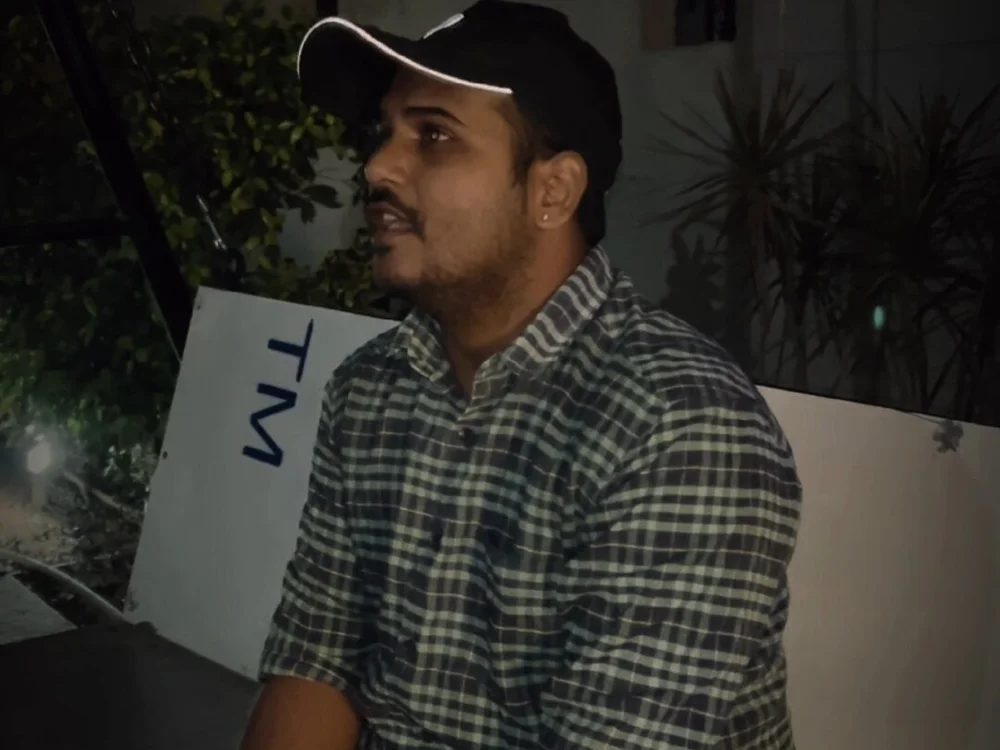 Hungry_Cheetah's Offline Chat Room