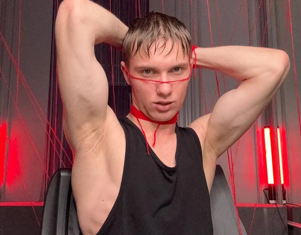 HardinRoss' Offline XXX Chat