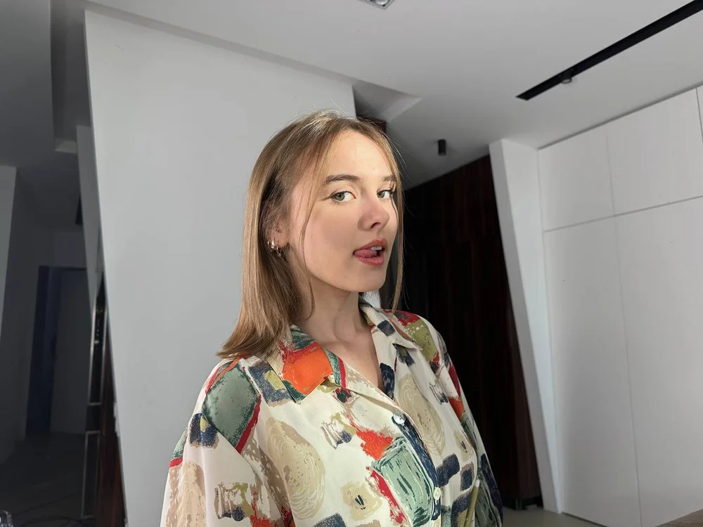 AudreyDoggett offline chatrum