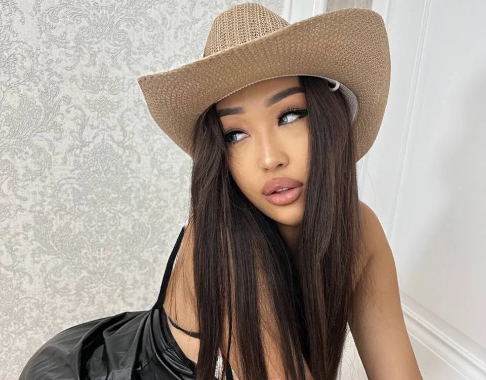 Sembang XXX Luar Talian Lumihana