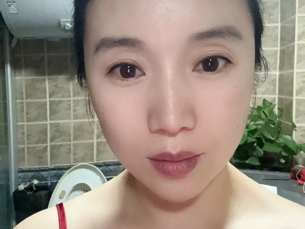 awayaya Chat XXX offline