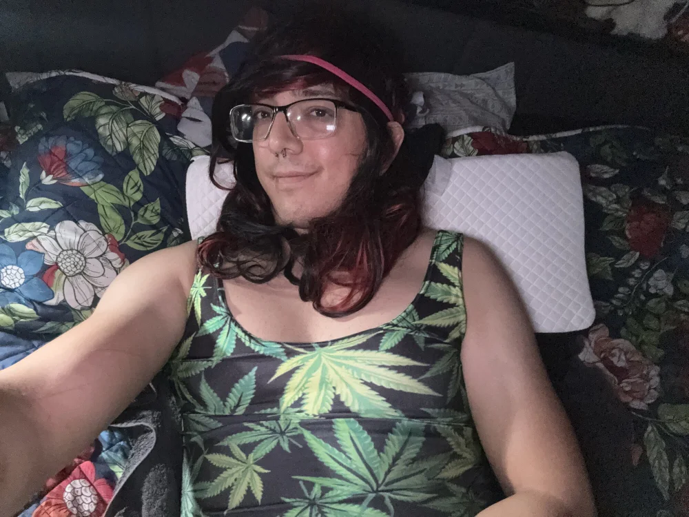 Bri357's Offline Chat Room