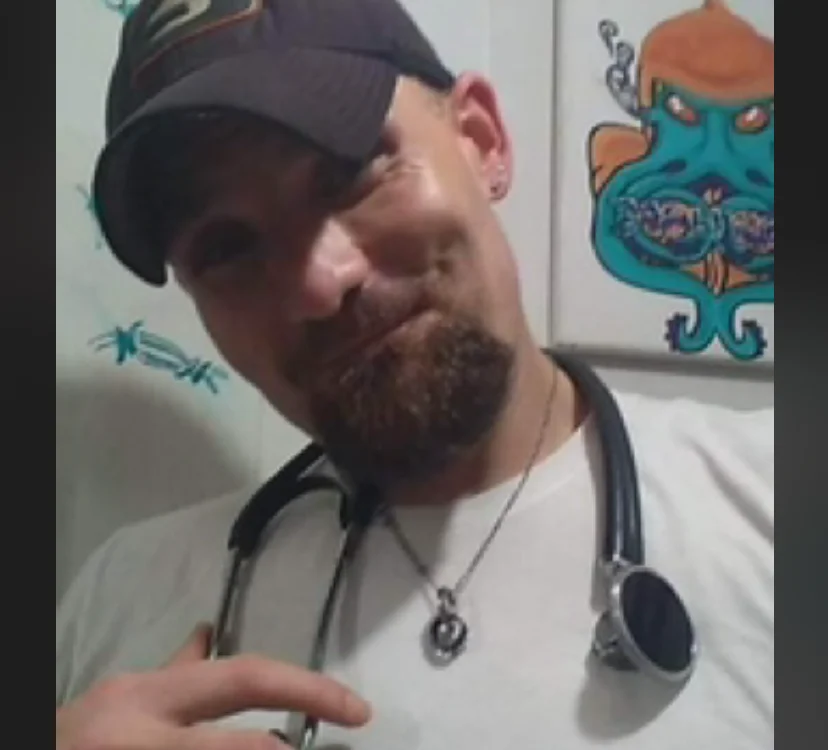 Jeffreytweed offline chatrum