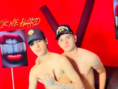 GOLDEN_BOSS Couple Spanishspeaking Free Cam Chat