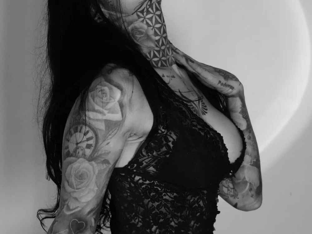 Chatroom XXX hors ligne de Mia_Reyesjs