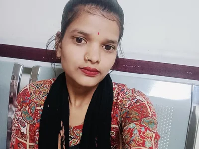 Student_garl_1 - Girl 
