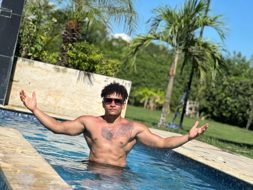 Chatroom XXX hors ligne de _roger_curly