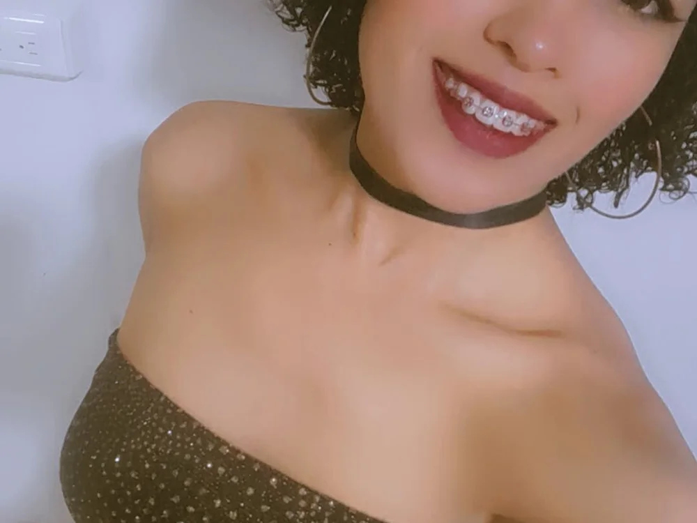 RihannaSmith009's Offline XXX Chat