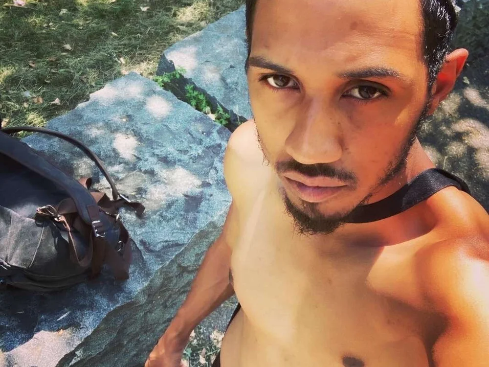 LoyalJuicyDick's Offline XXX Chat