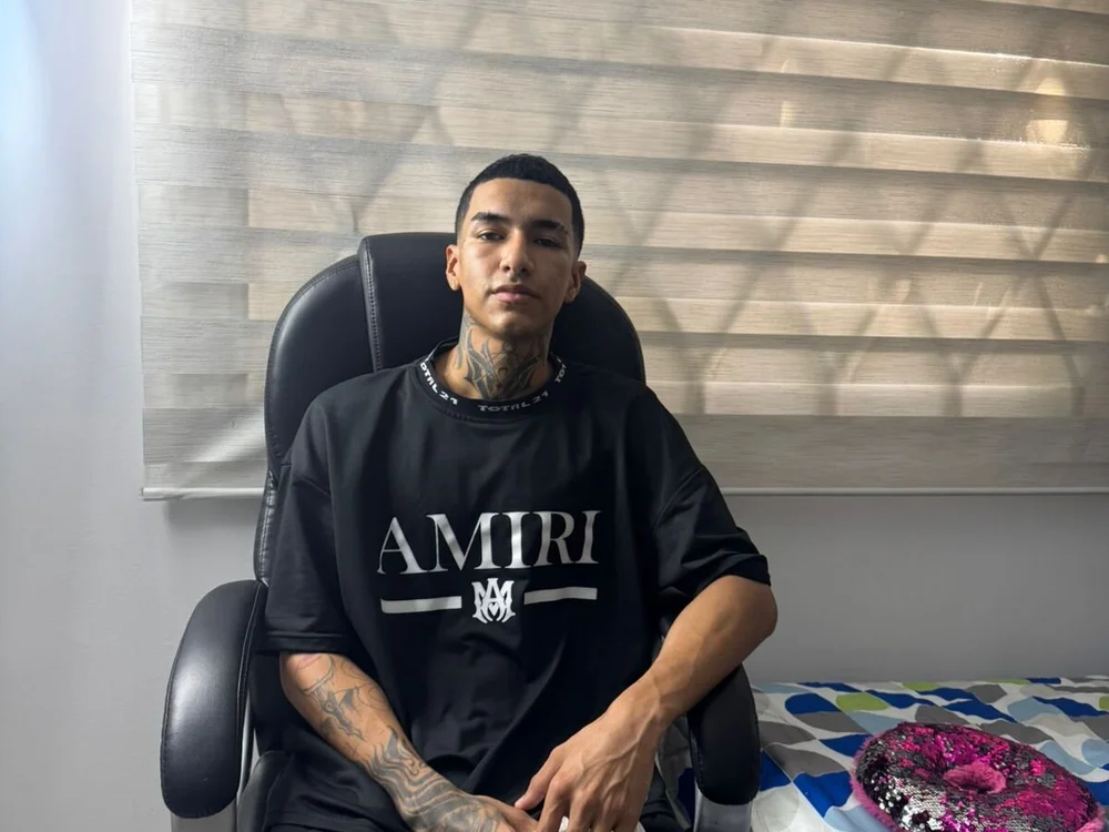 thiago_babby_19 offline chatrum