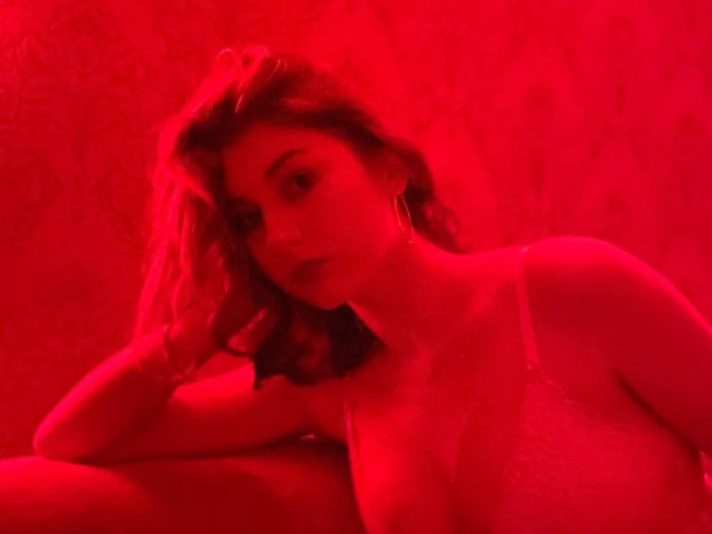 AlexiaLeen's Offline XXX Chat