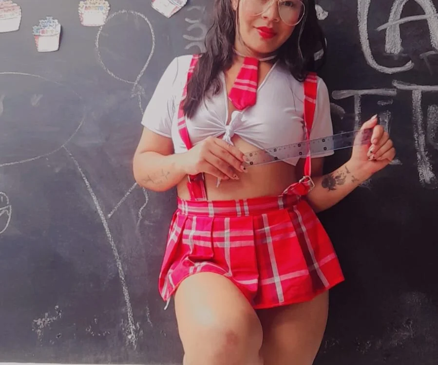 MilaaAdams' Offline XXX Chat