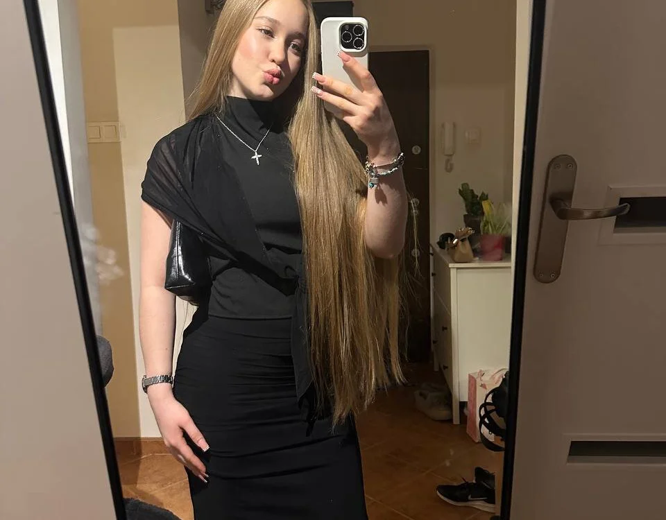 BellaSweet054 Chat XXX Ngoại tuyến