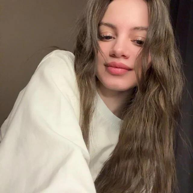 bloom_faye's Offline XXX Chat