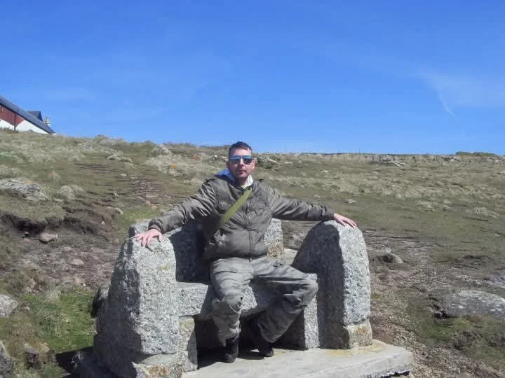 Naked_Uk_Guy Chat XXX Ngoại tuyến