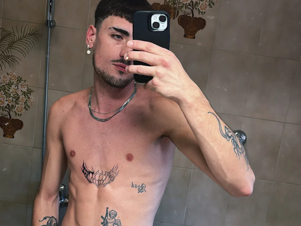 alex260401 – Offline XXX chat