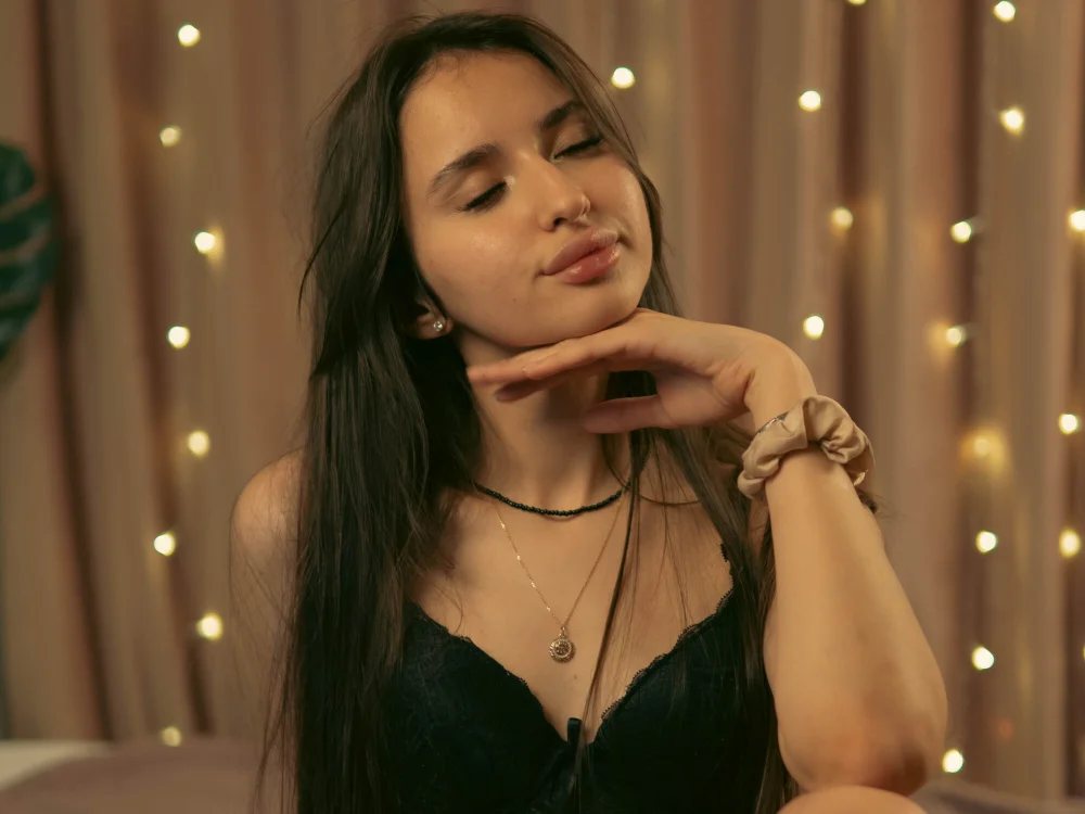 LisaTiffany's Offline XXX Chat