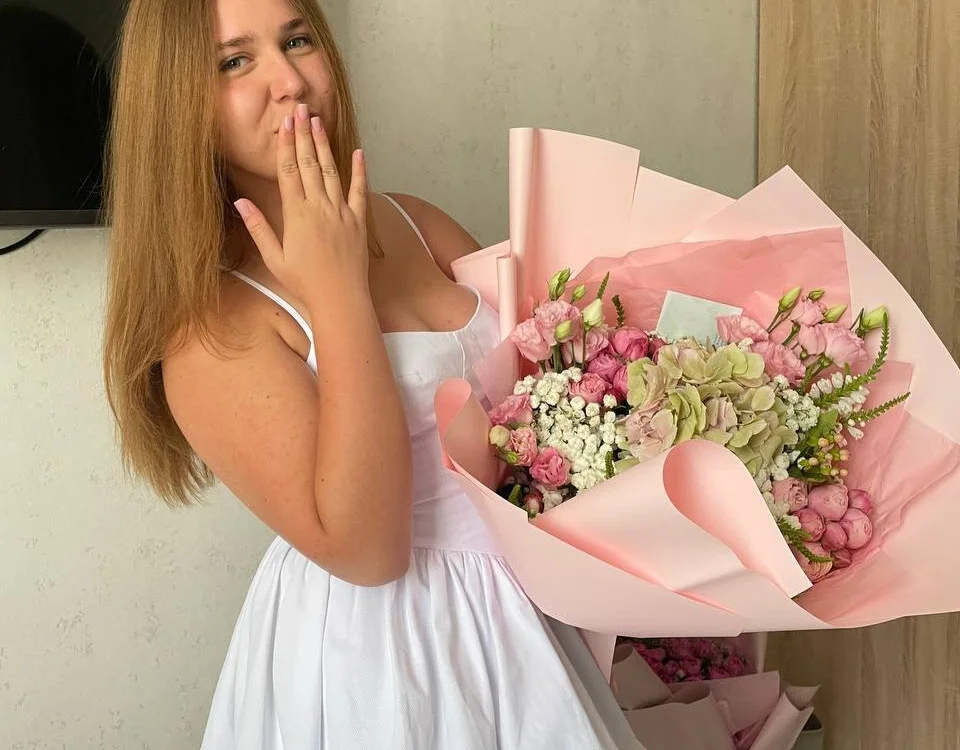 Blush_Beauty__ Offline XXX-Chat