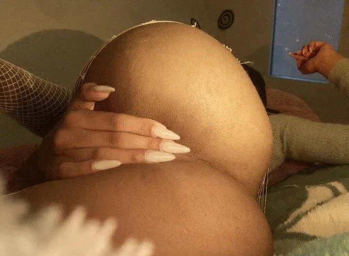دردشة NIKKISHI__SHOCK ال جنسية دون اتصال