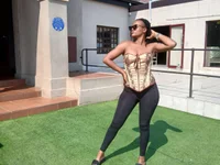 IvorySiren's webcam live show