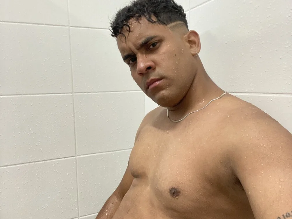 antosexxxn Offline XXX chat