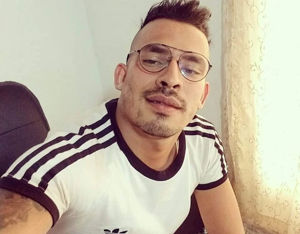 gocadavid's Offline XXX Chat