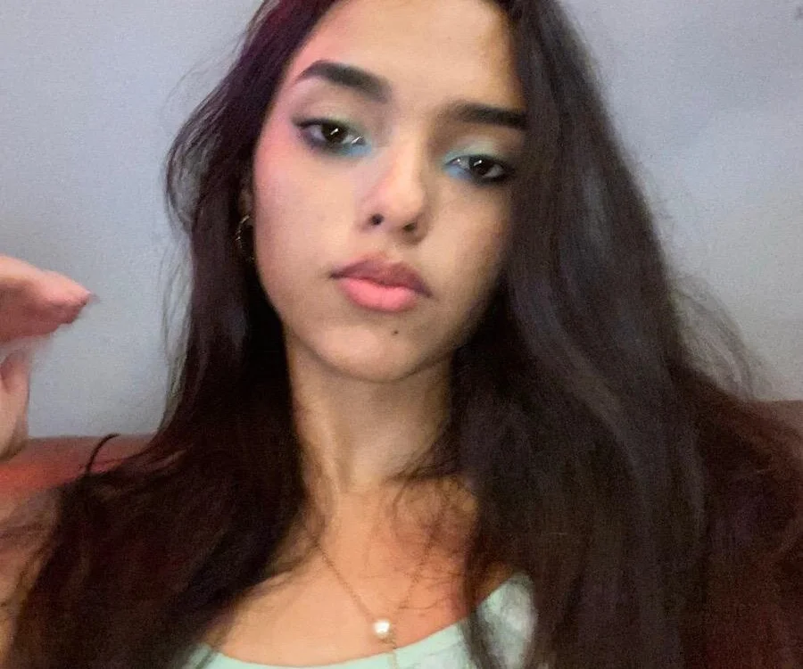 hazel_slim offline XXX-chat