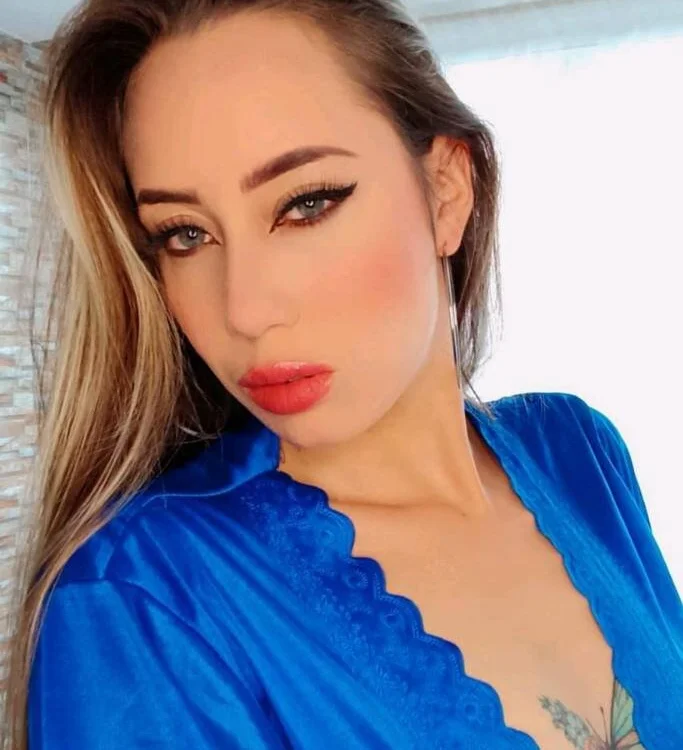 juanita_olsen's Offline XXX Chat
