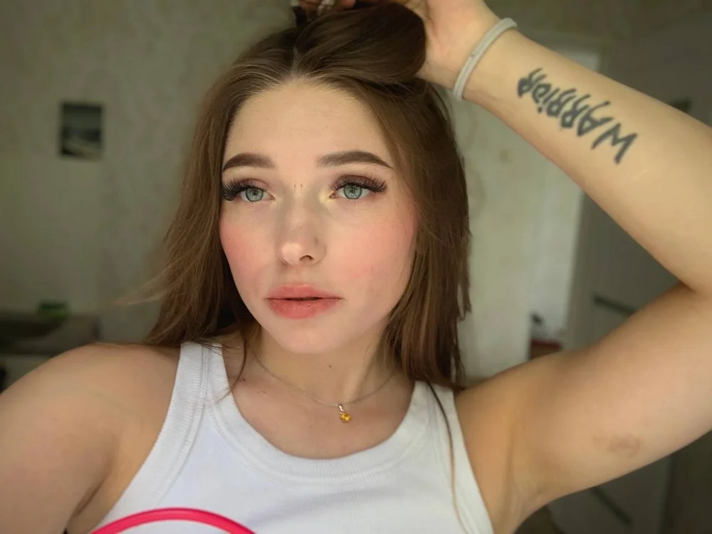Whale_Milll's Offline XXX Chat