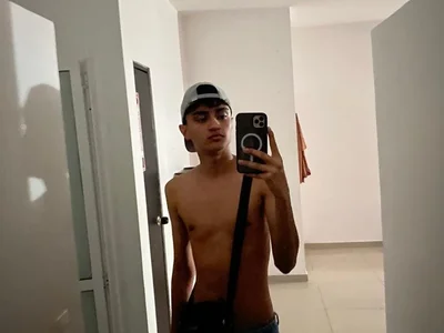 Ryan_levy_xxl - Boy 
