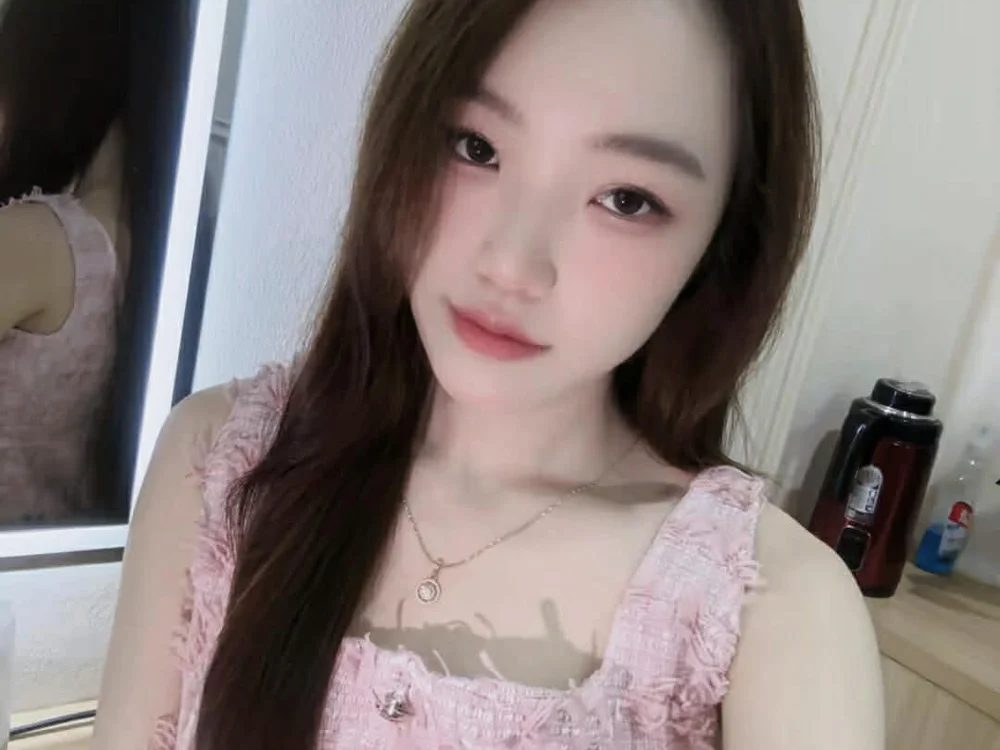 -Chezyy- 离线XXX聊天