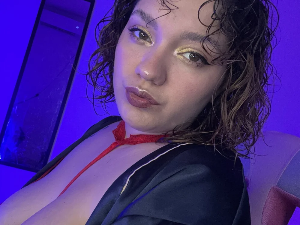 angijackson's Offline Chat Room