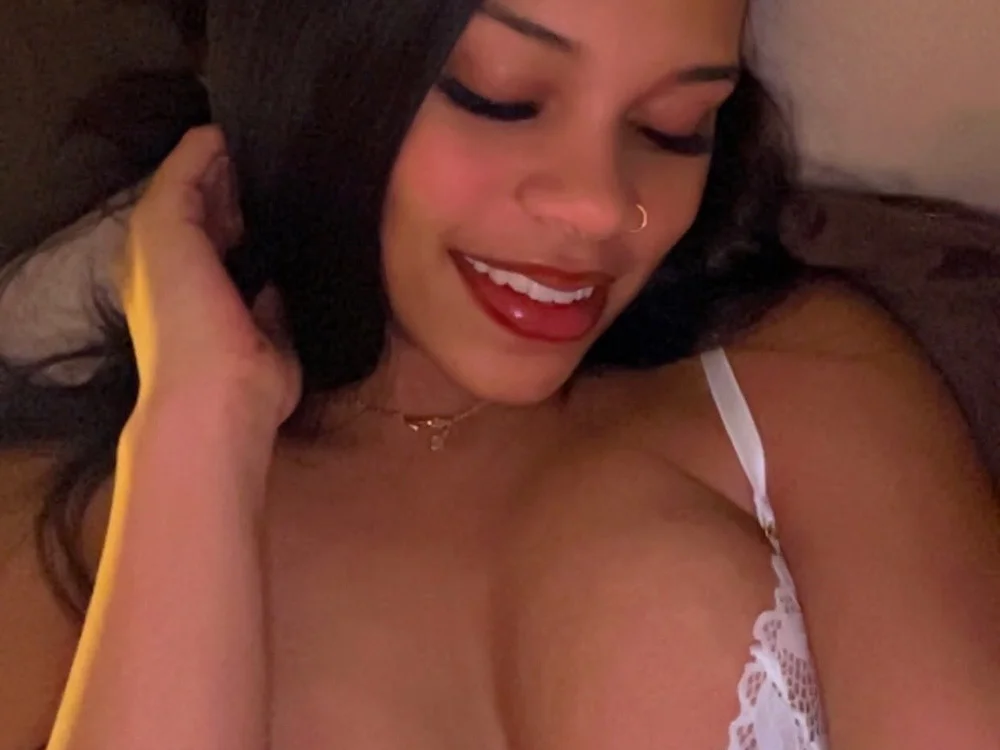 Petite_Baddie 라이브 XXX 채팅